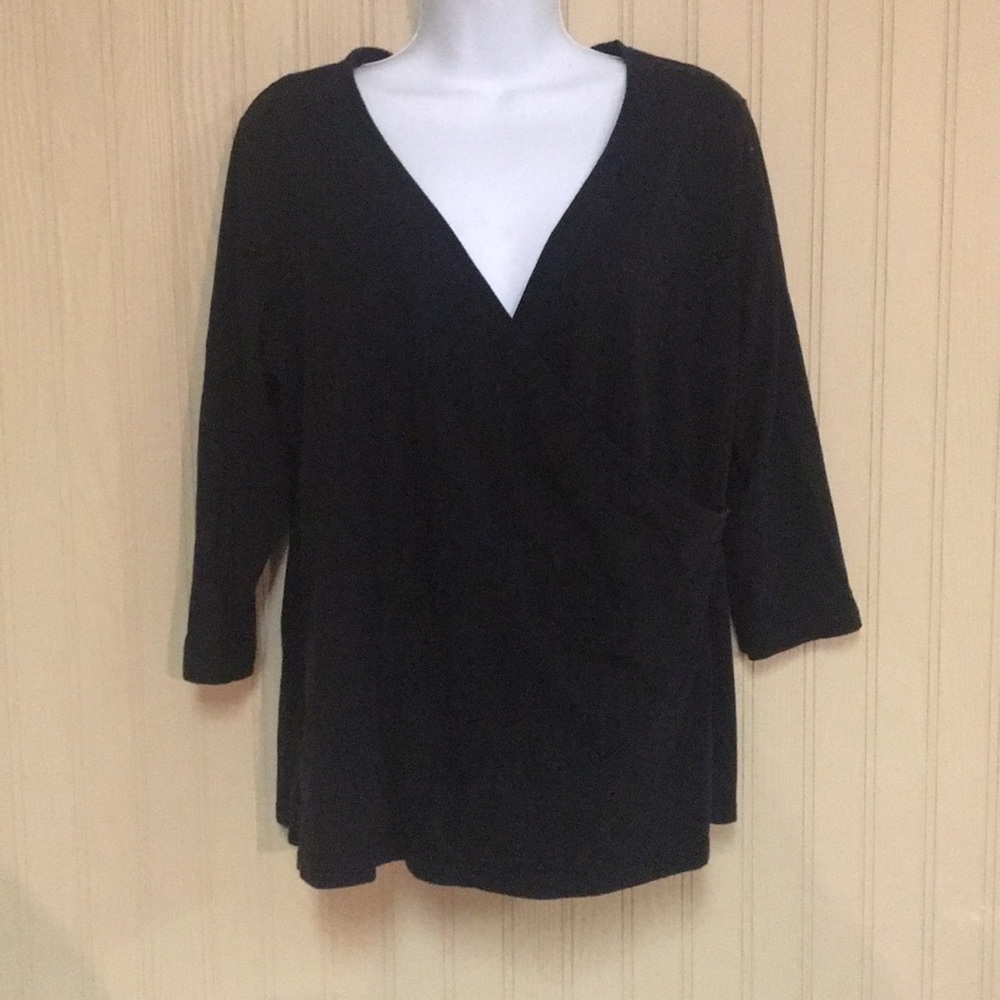 New York and Company Black 3/4 length sleeve shirt